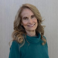 Diana Peterson headshot