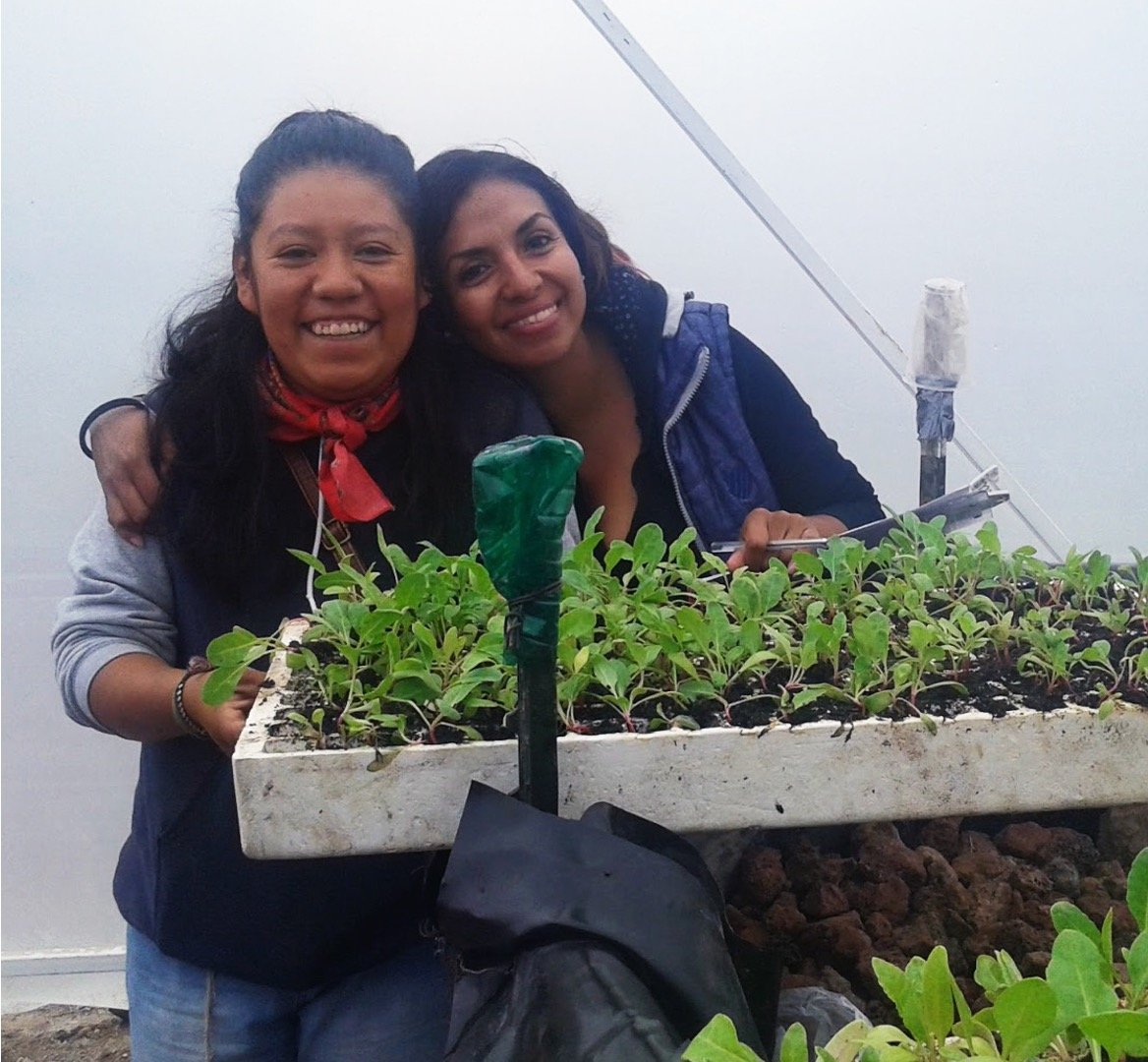 women aquaponics